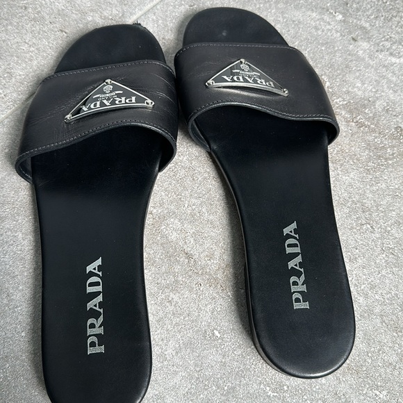 Prada Black Logo Slides Size 39.5 - Picture 2 of 6